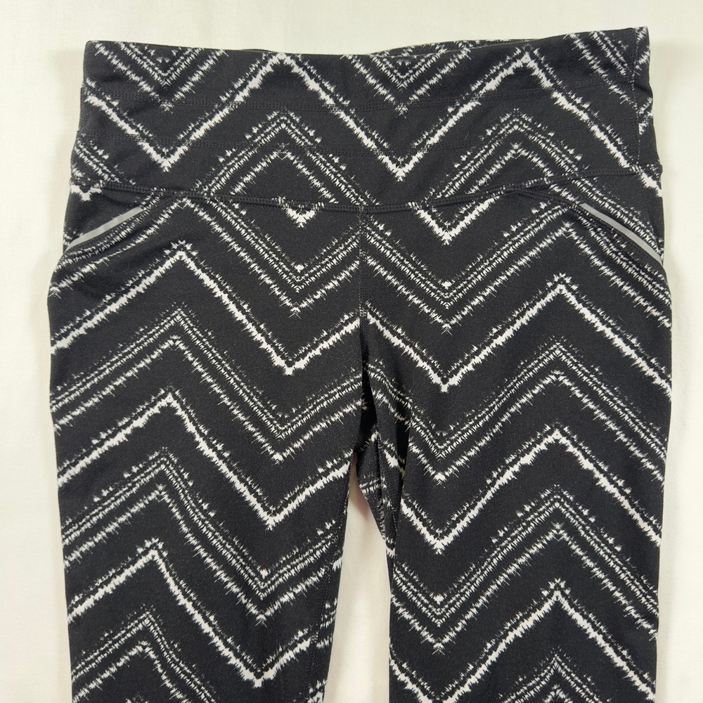 Athleta Women's Medium Capri Athletic Leggings Black White Striped Pants - Picture 3 of 10